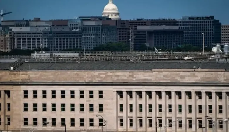 البنتاغون يتجه لتطوير نماذج ذكاء اصطناعي خاصة بعد خلافه مع "أنثروبيك"